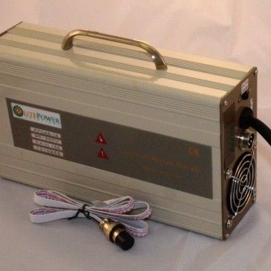 Cargador de Batería ion-litio 48V